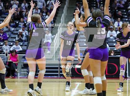 Thumbnail 2 in Benjamin vs. D'Hanis (UIL 1A Semifinal) photogallery.