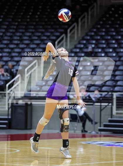 Thumbnail 2 in Benjamin vs. D'Hanis (UIL 1A Semifinal) photogallery.