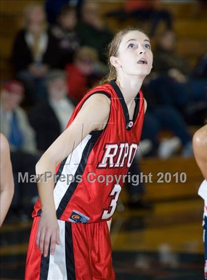 Thumbnail 1 in Ripon @ Modesto Christian photogallery.