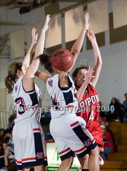 Thumbnail 2 in Ripon @ Modesto Christian photogallery.