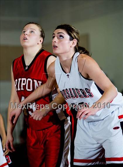 Thumbnail 3 in Ripon @ Modesto Christian photogallery.