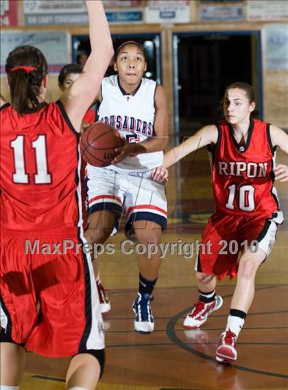 Thumbnail 1 in Ripon @ Modesto Christian photogallery.