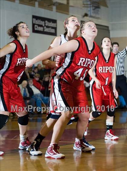 Thumbnail 3 in Ripon @ Modesto Christian photogallery.