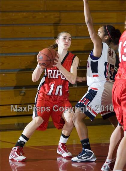Thumbnail 3 in Ripon @ Modesto Christian photogallery.