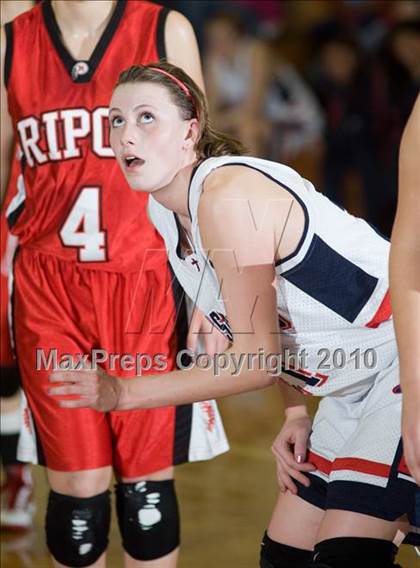Thumbnail 3 in Ripon @ Modesto Christian photogallery.