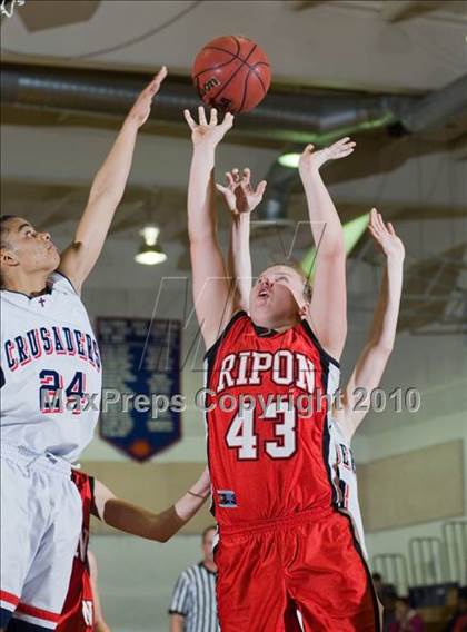 Thumbnail 1 in Ripon @ Modesto Christian photogallery.