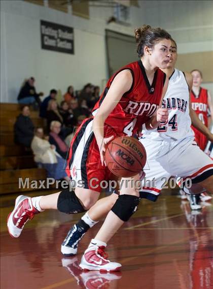 Thumbnail 3 in Ripon @ Modesto Christian photogallery.
