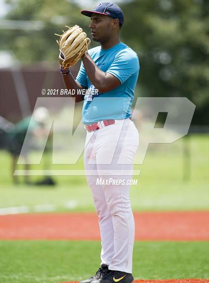 Thumbnail 3 in LHSAA All Star Game photogallery.