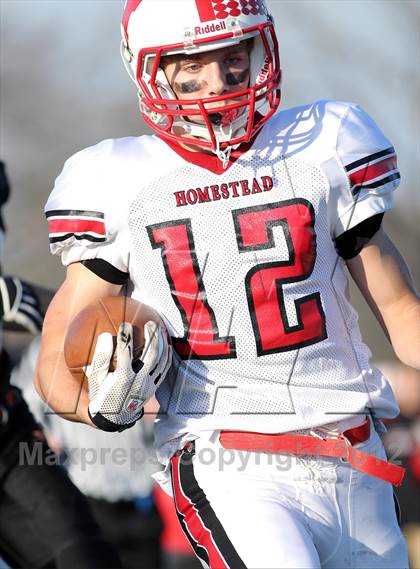 Thumbnail 3 in Marshfield vs. Homestead (WIAA Playoffs) photogallery.