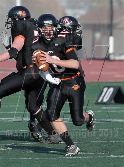 Thumbnail 2 in Marshfield vs. Homestead (WIAA Playoffs) photogallery.