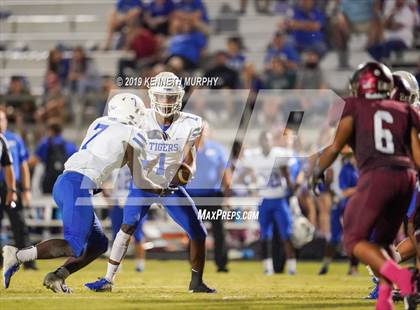 Thumbnail 1 in Wills Point @ Hillsboro photogallery.