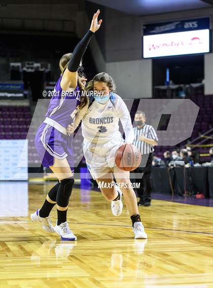 Thumbnail 3 in Platte Valley vs. Lutheran (CHSAA 3A State Finals) photogallery.