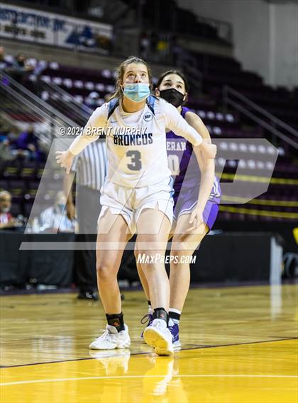 Thumbnail 2 in Platte Valley vs. Lutheran (CHSAA 3A State Finals) photogallery.