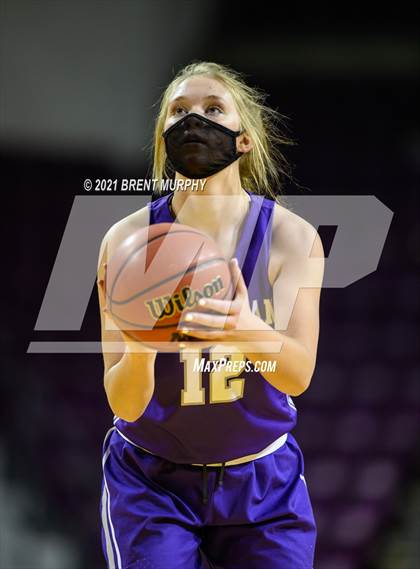 Thumbnail 1 in Platte Valley vs. Lutheran (CHSAA 3A State Finals) photogallery.