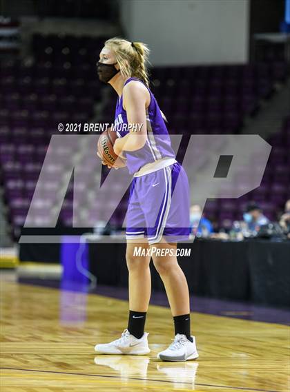 Thumbnail 3 in Platte Valley vs. Lutheran (CHSAA 3A State Finals) photogallery.