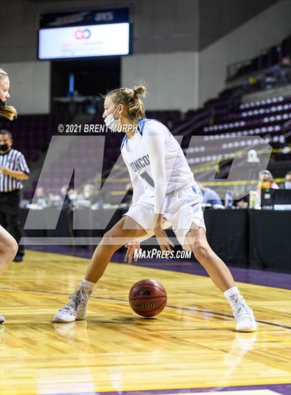 Thumbnail 2 in Platte Valley vs. Lutheran (CHSAA 3A State Finals) photogallery.