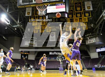 Thumbnail 3 in Platte Valley vs. Lutheran (CHSAA 3A State Finals) photogallery.