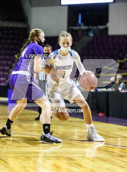 Thumbnail 1 in Platte Valley vs. Lutheran (CHSAA 3A State Finals) photogallery.