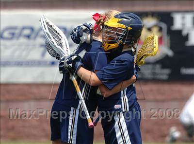 Thumbnail 1 in Skaneateles vs. Honeoye Falls-Lima (NYSPHSAA Class C Semifinal) photogallery.