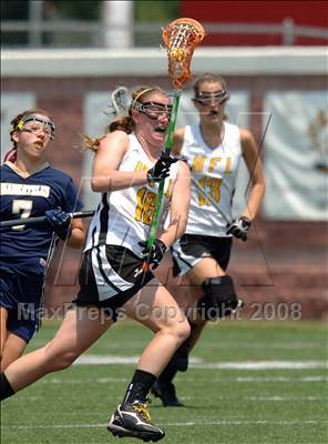Thumbnail 3 in Skaneateles vs. Honeoye Falls-Lima (NYSPHSAA Class C Semifinal) photogallery.