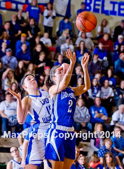 Thumbnail 1 in Romulus vs. Fort Edward (NYSPHSAA Class D Final) photogallery.