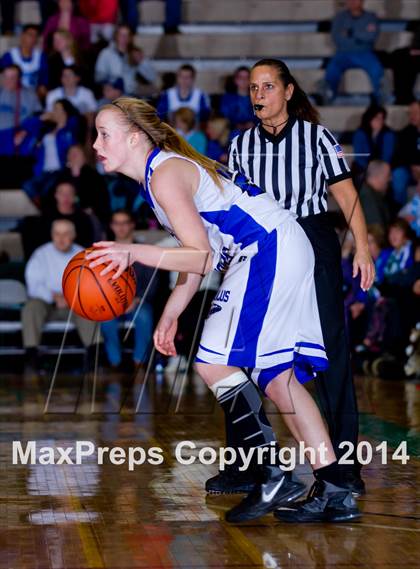 Thumbnail 1 in Romulus vs. Fort Edward (NYSPHSAA Class D Final) photogallery.