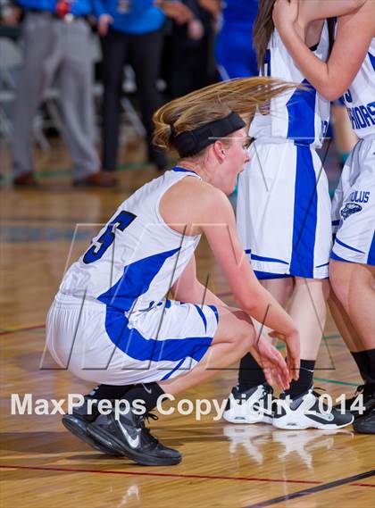 Thumbnail 2 in Romulus vs. Fort Edward (NYSPHSAA Class D Final) photogallery.