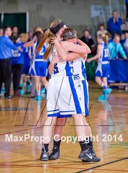 Thumbnail 3 in Romulus vs. Fort Edward (NYSPHSAA Class D Final) photogallery.