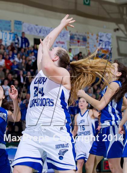 Thumbnail 2 in Romulus vs. Fort Edward (NYSPHSAA Class D Final) photogallery.