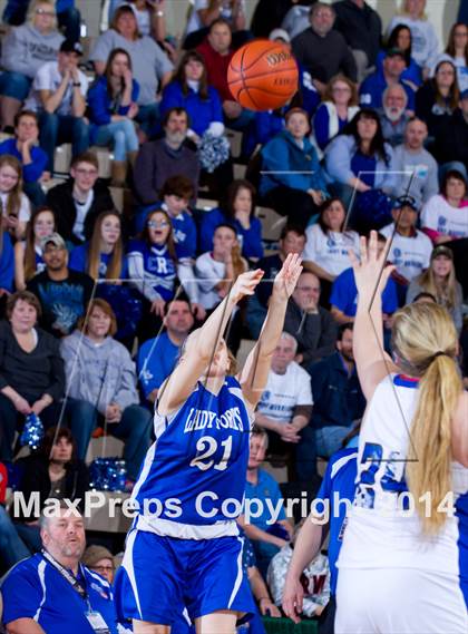 Thumbnail 1 in Romulus vs. Fort Edward (NYSPHSAA Class D Final) photogallery.