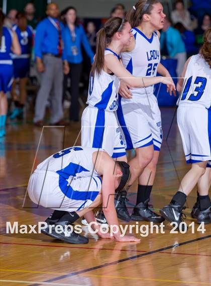 Thumbnail 1 in Romulus vs. Fort Edward (NYSPHSAA Class D Final) photogallery.