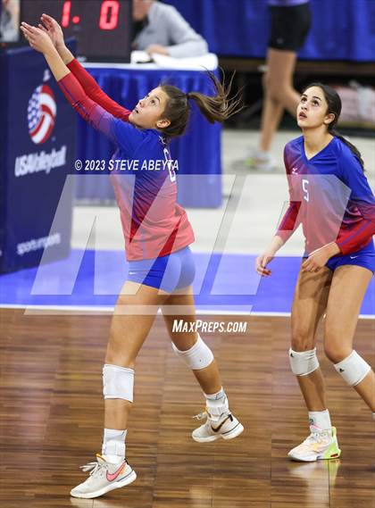 Thumbnail 1 in Mountain Vista vs. Cherry Creek (CHSAA 5A First Round) photogallery.