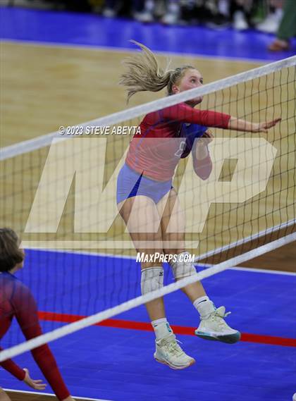 Thumbnail 1 in Mountain Vista vs. Cherry Creek (CHSAA 5A First Round) photogallery.