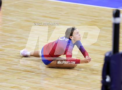 Thumbnail 1 in Mountain Vista vs. Cherry Creek (CHSAA 5A First Round) photogallery.