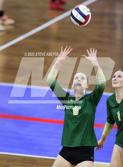 Thumbnail 2 in Mountain Vista vs. Cherry Creek (CHSAA 5A First Round) photogallery.