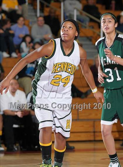 Thumbnail 2 in McNair vs. Kennedy (CIF SJS D1 Playoffs) photogallery.