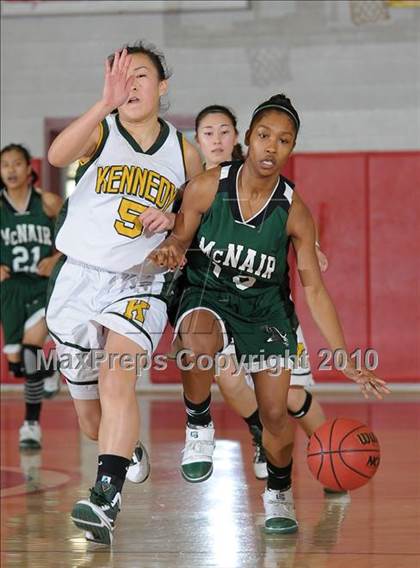 Thumbnail 3 in McNair vs. Kennedy (CIF SJS D1 Playoffs) photogallery.