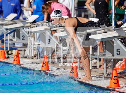 Thumbnail 2 in AIA Division 2 Finals photogallery.