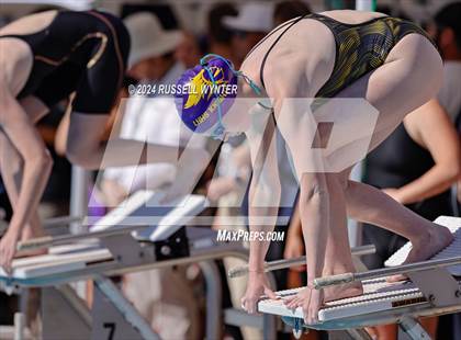 Thumbnail 1 in AIA Division 2 Finals photogallery.