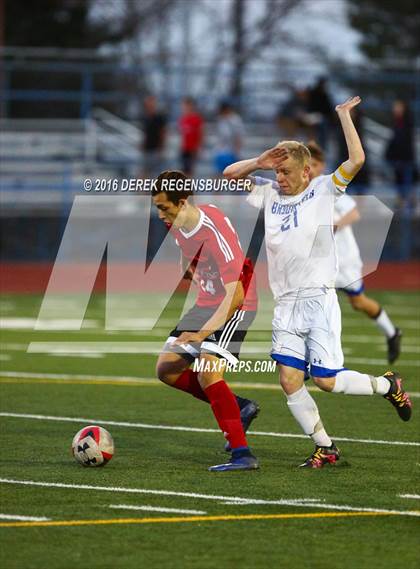 Thumbnail 2 in Broomfield vs. Fairview (CHSAA 5A Playoffs 3rd Round) photogallery.