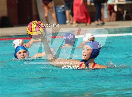 Thumbnail 2 in JV: Encinal vs St. Ignatius College Preparatory (Crusher Classic) photogallery.