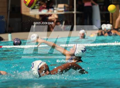 Thumbnail 2 in JV: Encinal vs St. Ignatius College Preparatory (Crusher Classic) photogallery.