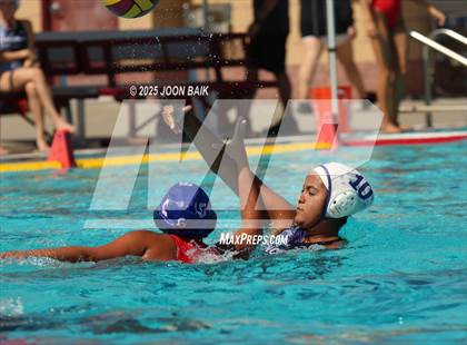 Thumbnail 2 in JV: Encinal vs St. Ignatius College Preparatory (Crusher Classic) photogallery.