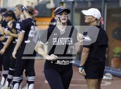 Thumbnail 1 in Whitesboro vs. Grandview (UIL Softball 3A D1 Final) photogallery.