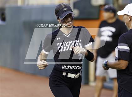 Thumbnail 1 in Whitesboro vs. Grandview (UIL Softball 3A D1 Final) photogallery.