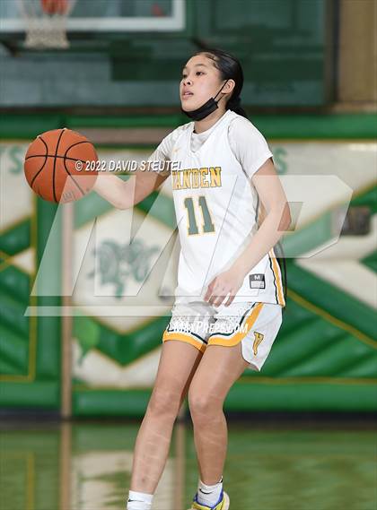 Thumbnail 1 in St. Ignatius vs. Vanden (St. Mary's Stockton MLK Showcase) photogallery.