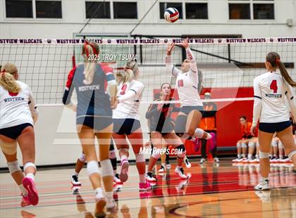 Thumbnail 1 in Beaverton @ Westview photogallery.