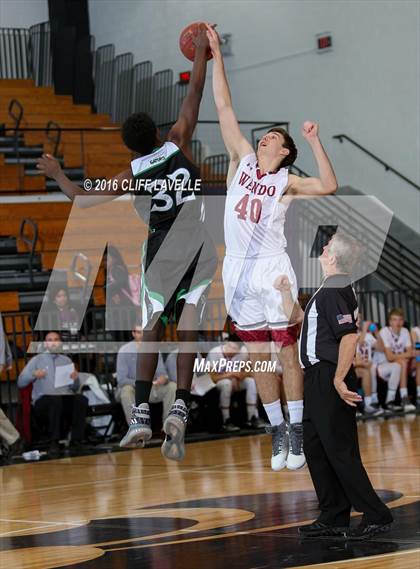 Thumbnail 1 in Lake Marion vs. Wando (West Ashley Classic) photogallery.