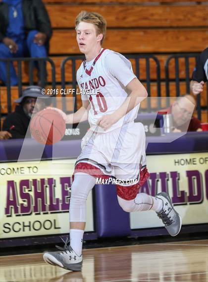 Thumbnail 3 in Lake Marion vs. Wando (West Ashley Classic) photogallery.