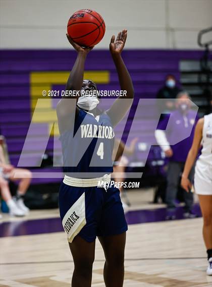 Thumbnail 1 in Frederick vs Holy Family (CHSAA 4A Playoffs Rd 1) photogallery.